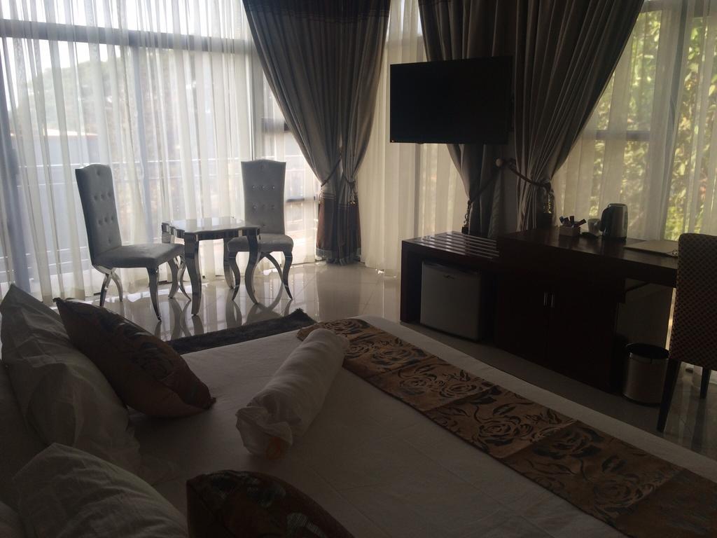 Sherbourne Hotel Kitwe Luaran gambar